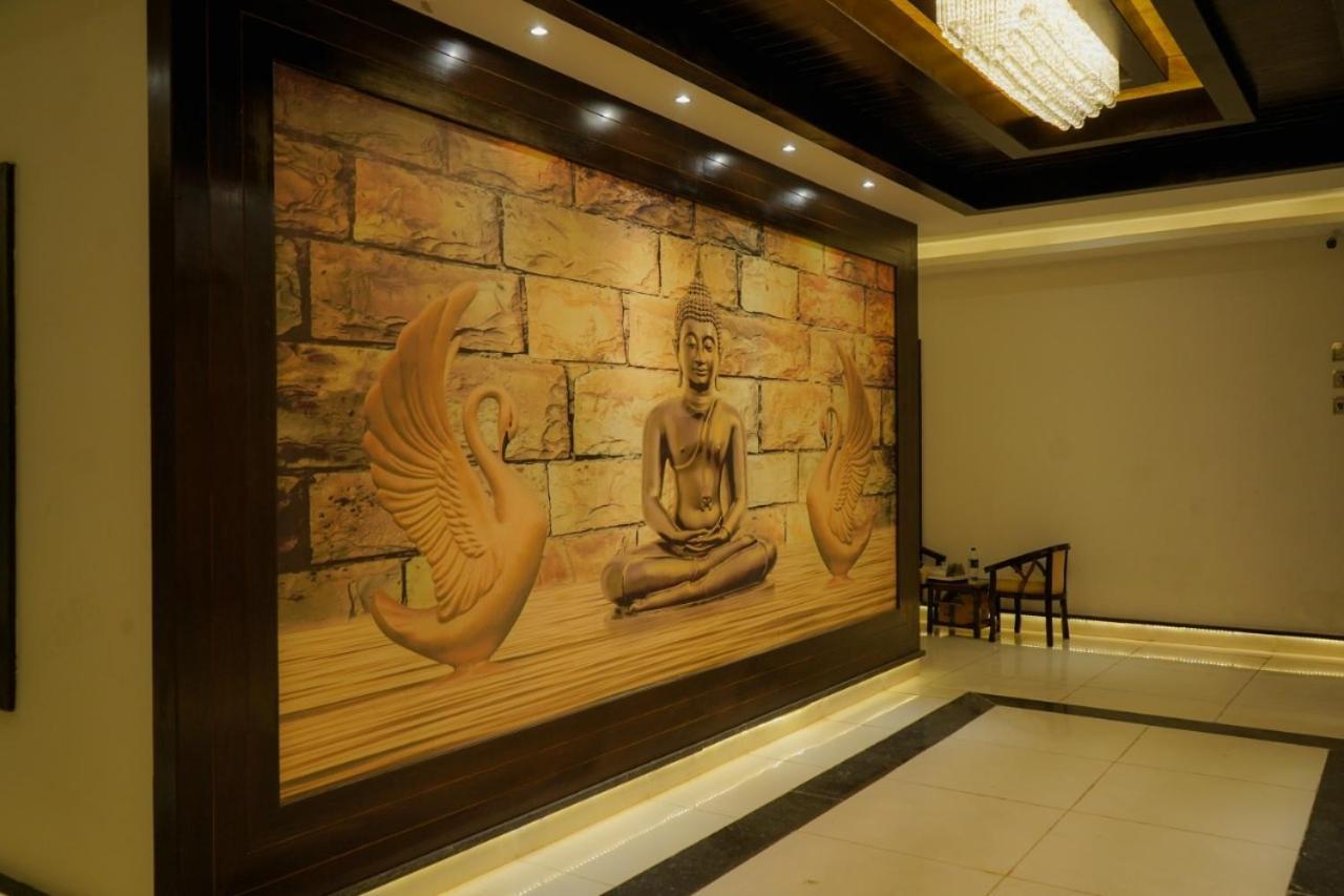 Hotel Meenakshi Hoshangabad Экстерьер фото